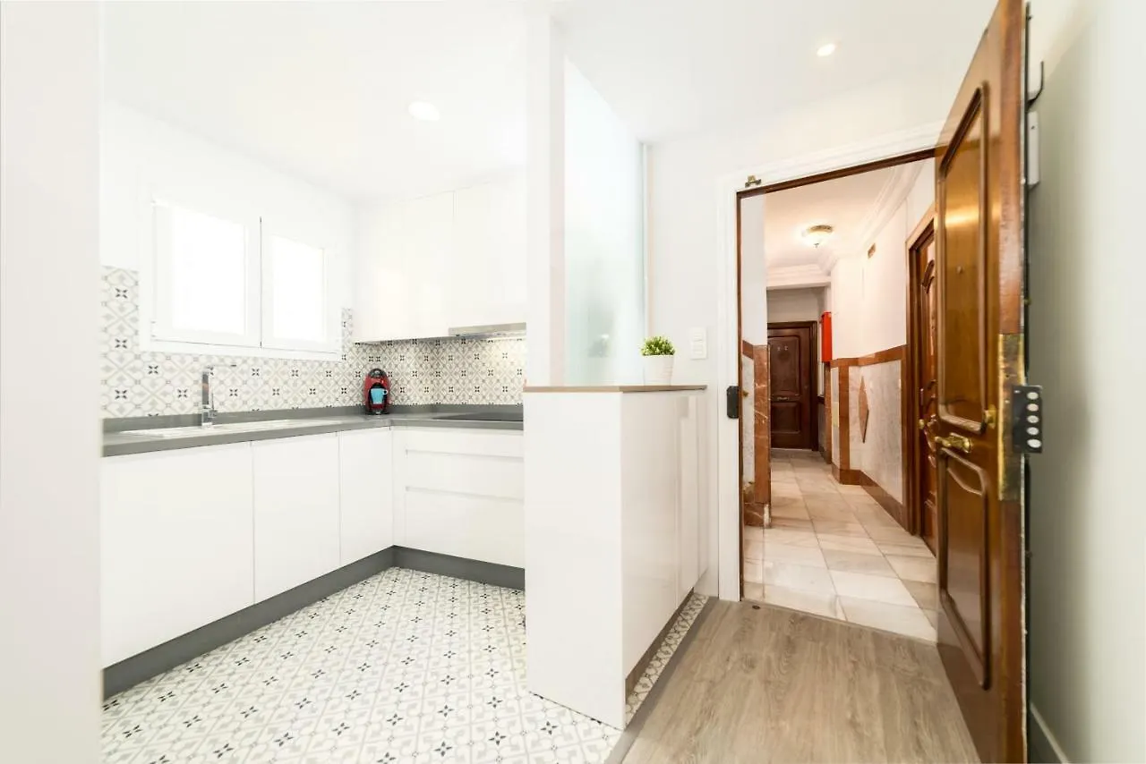 Apartment Suite Homes Saint Felipe Neri Malaga