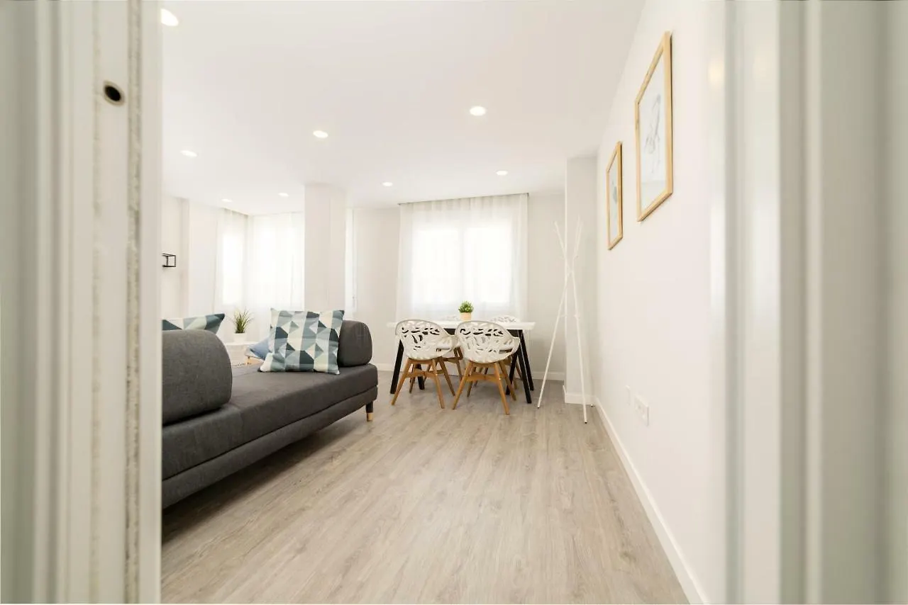 מאלגה Suite Homes Saint Felipe Neri 0*,